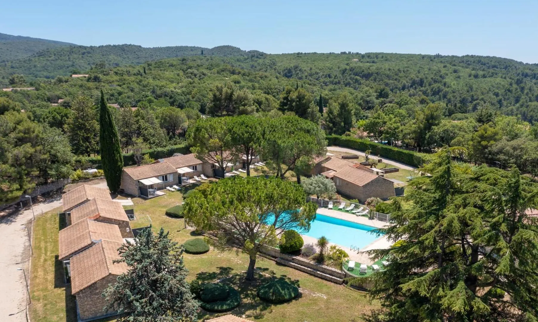 Small Stone Mas T2 In A Tourist Residence La Roque-sur-Pernes France