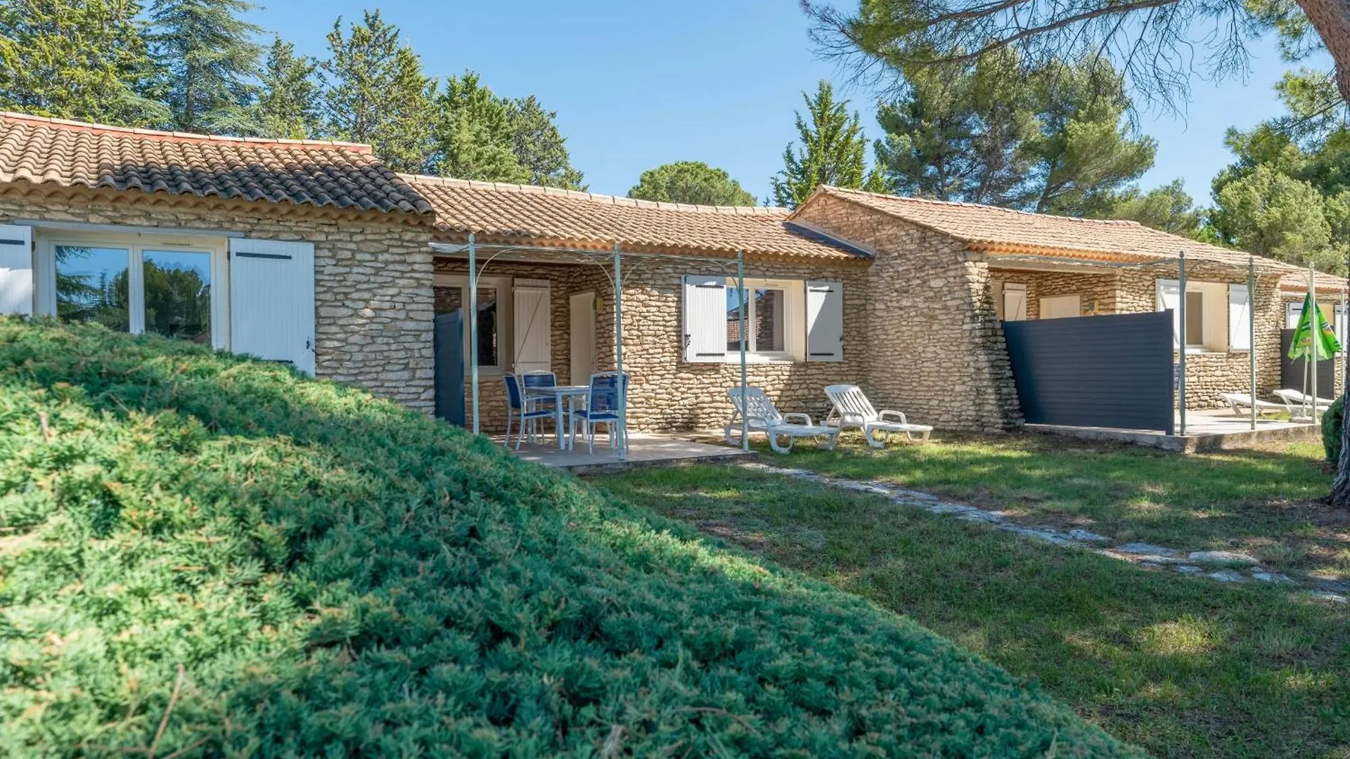 Holiday home Small Stone Mas T2 In A Tourist Residence La Roque-sur-Pernes