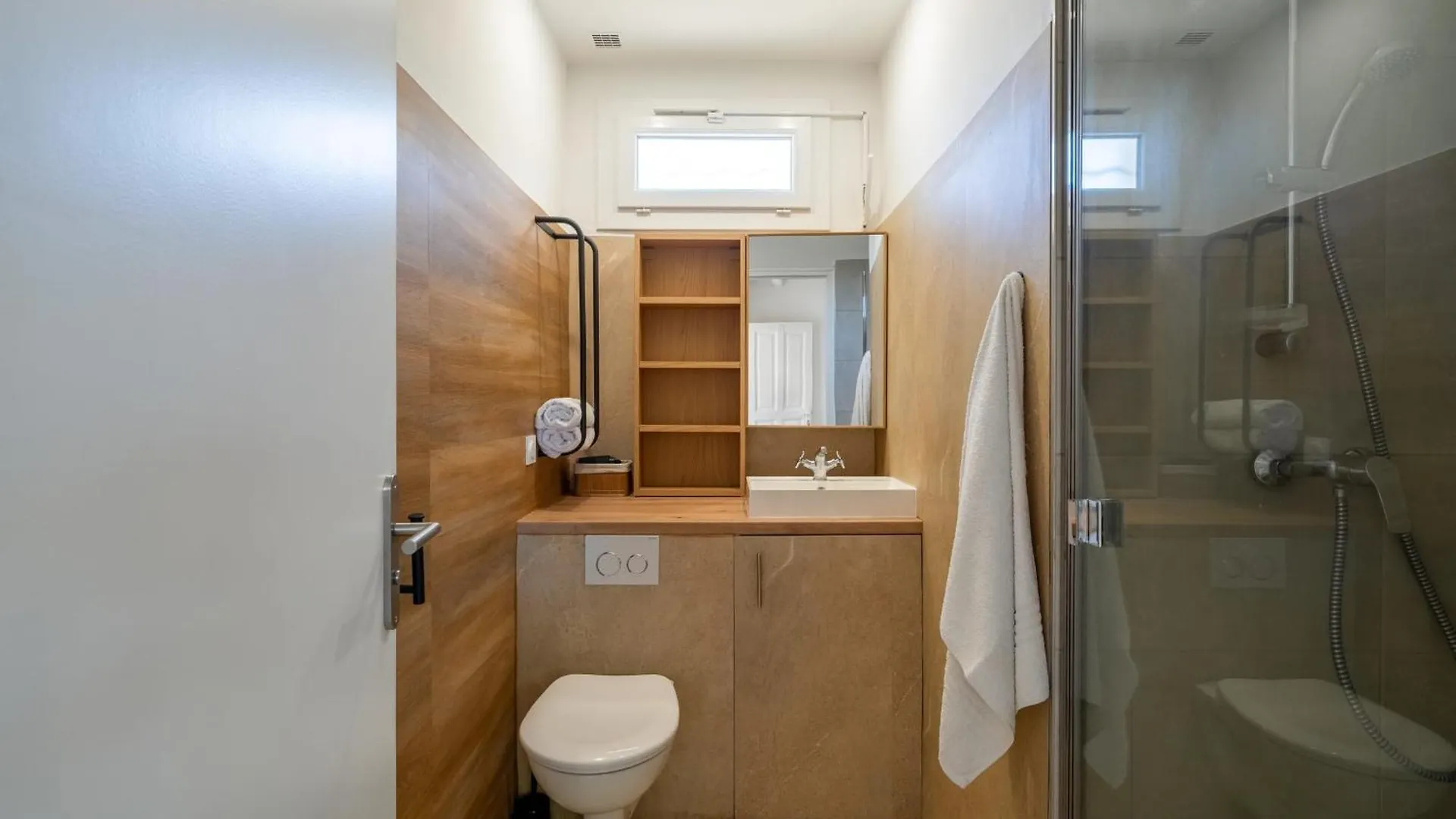 Small Stone Mas T2 In A Tourist Residence La Roque-sur-Pernes